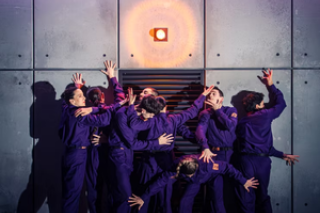 Image of the show 'Halley'